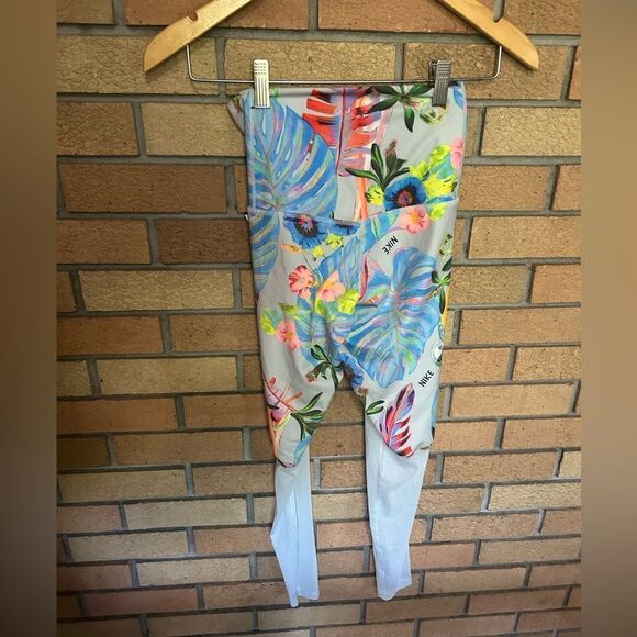 Nike Tropical Power Victory Mesh Training Dri-Fit Legging Women’s Size XS - Picture 3 of 5